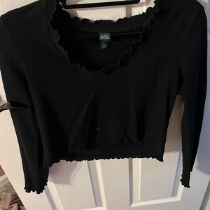 Long sleeve crop top